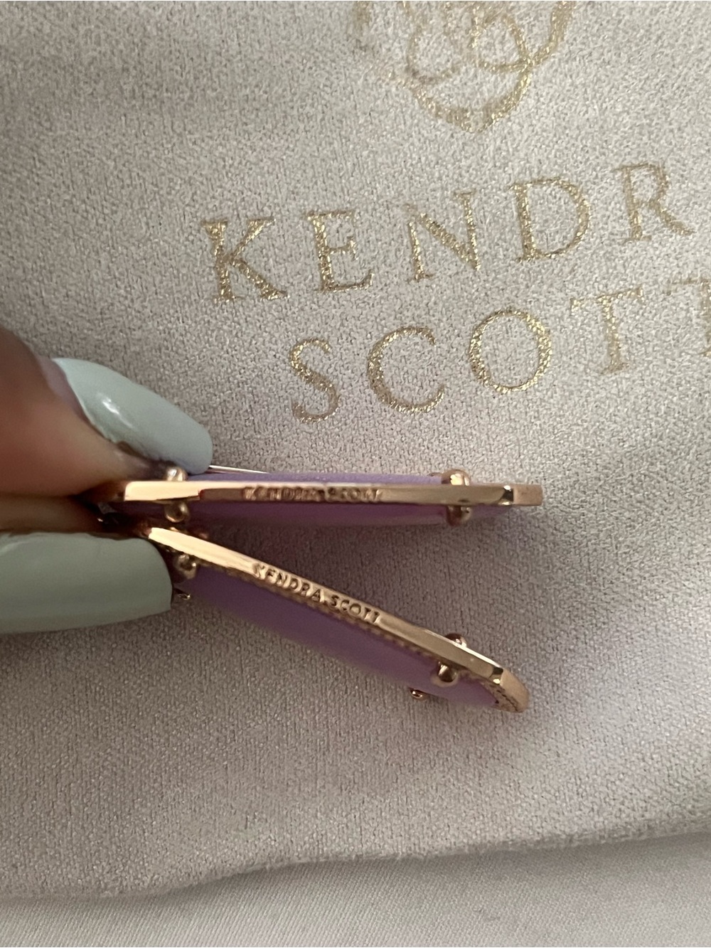 Kendra Scott Elyse Drop Earrings in Lavender with Gold - Picture 4 of 5